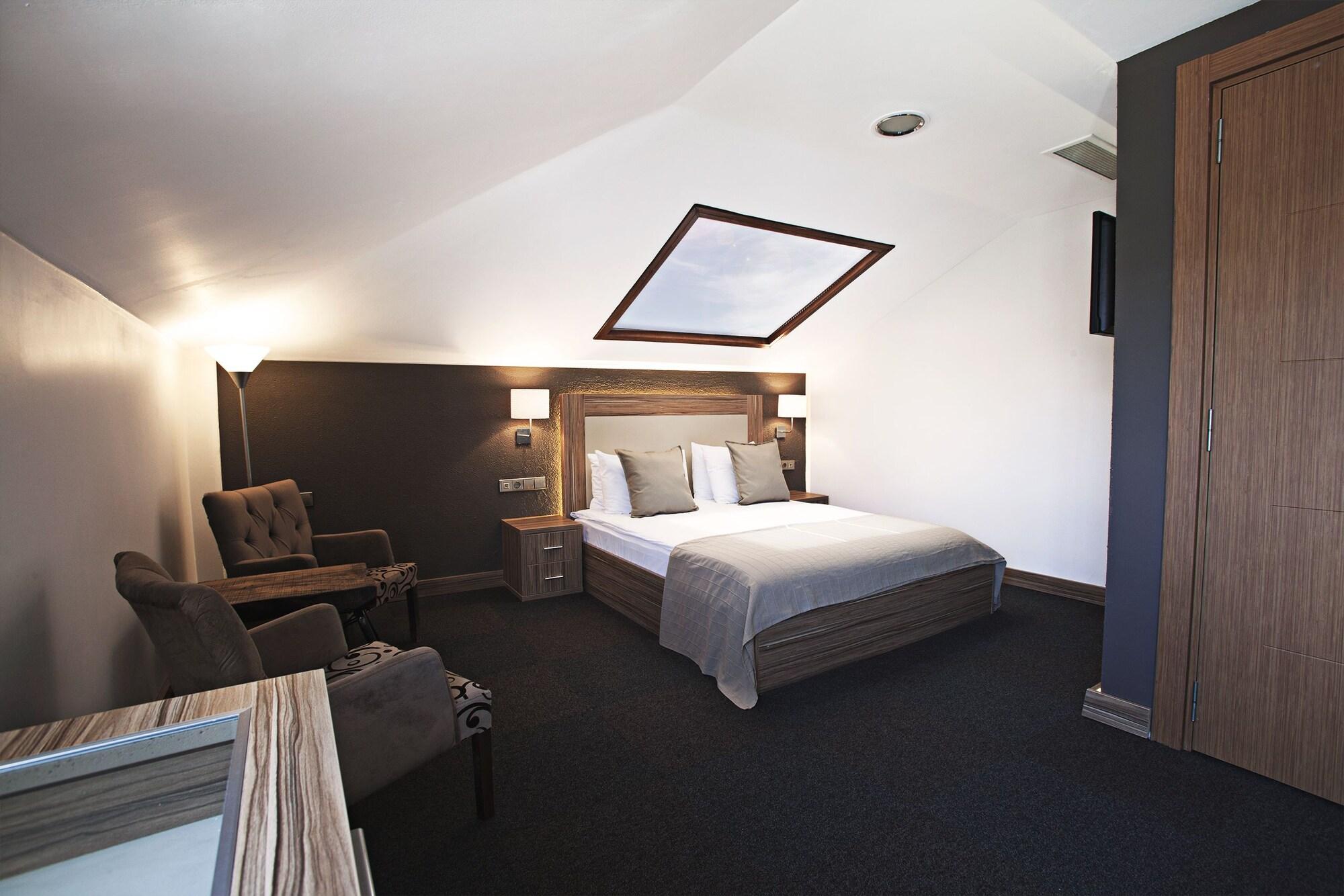 The Rise Aron Business Hotel Merter Istanbul Bagian luar foto