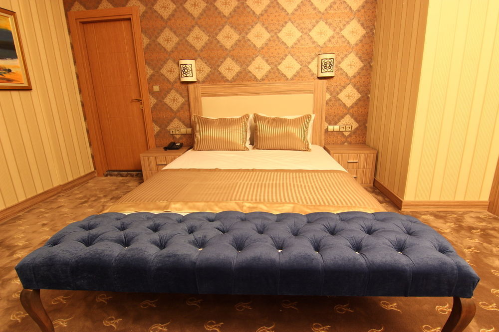 The Rise Aron Business Hotel Merter Istanbul Bagian luar foto