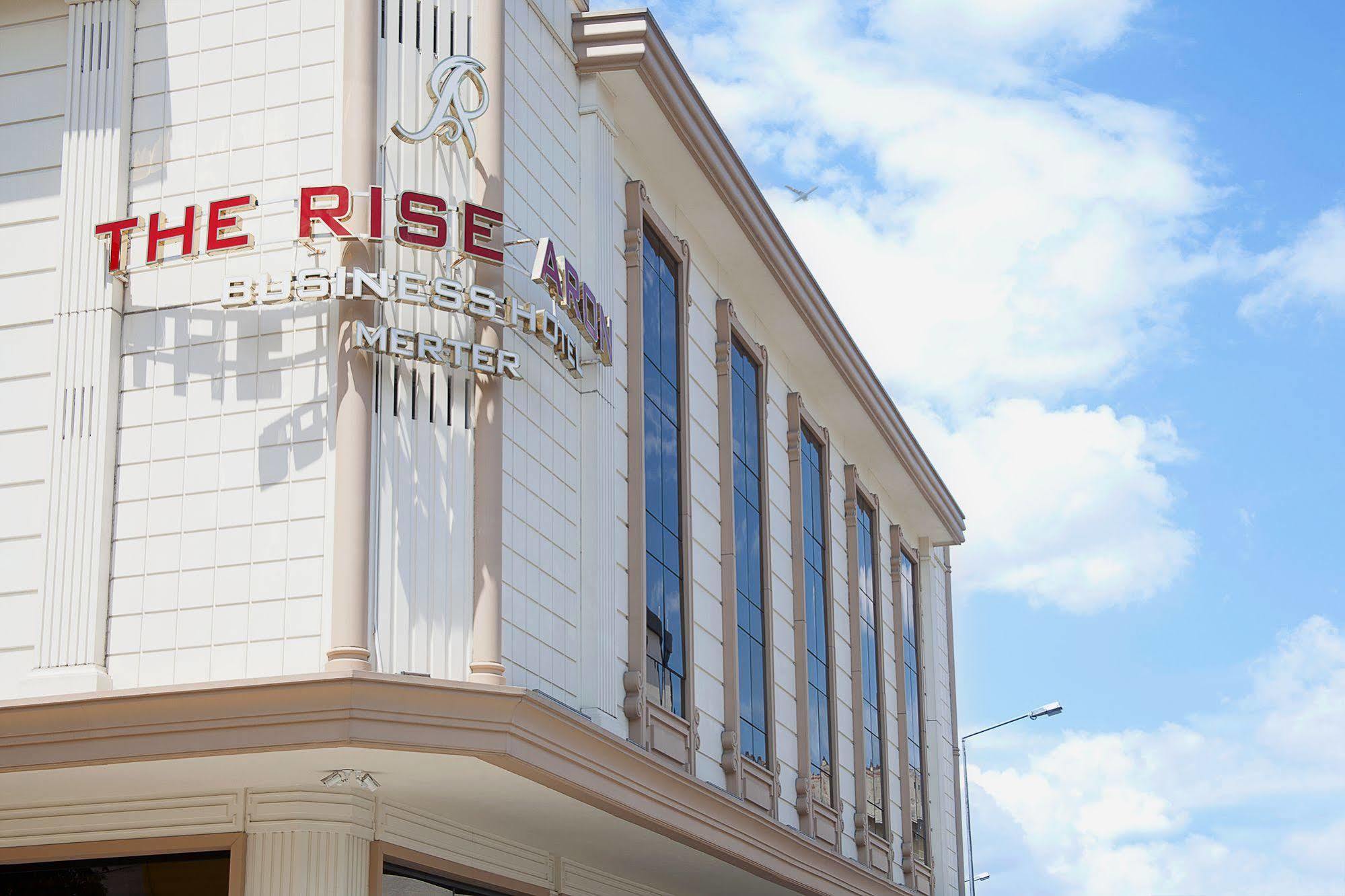 The Rise Aron Business Hotel Merter Istanbul Bagian luar foto