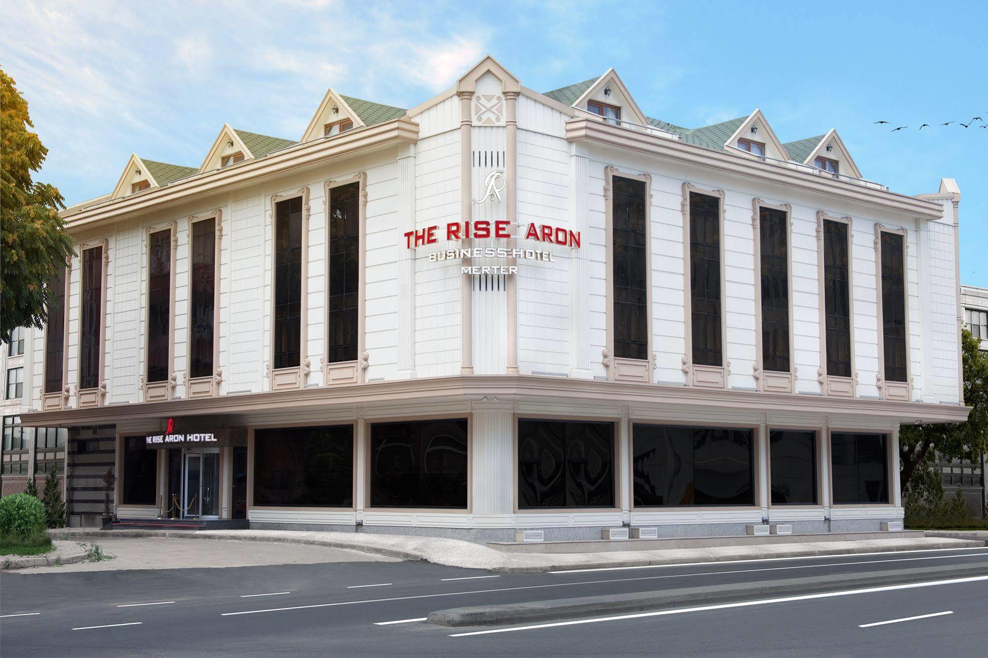 The Rise Aron Business Hotel Merter Istanbul Bagian luar foto